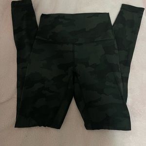 Lululemon Align Pant 28" Incognito Camo Multi Gator Green Size 4 Like new